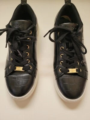 ZAPATILLAS ALDO FASHION talla 8,5 negras con ribete dorado para mujer zapatillas de tenis de diseñador Foto 1 de 4