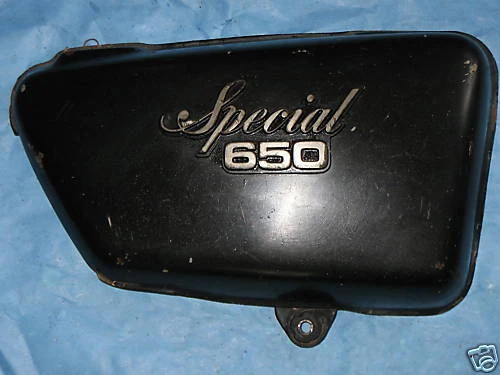 FUNDA LATERAL DERECHA YAMAHA XS650 XS 650 SF 2M0-21721-00-H9 Foto 1 de 1