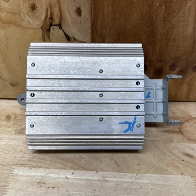 👍06-08 Mitsubishi Eclipse Audio Amplifier Amp OEM 8701A012 Foto 1 de 4