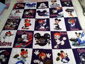 Disney Florida Gators Mini Quilt 51" X 58" Pre-0wned - Picture 1 of 15
