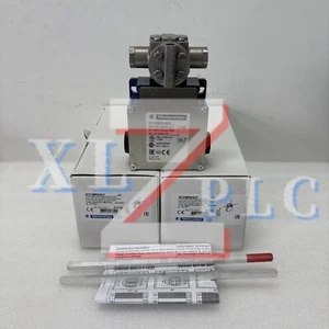 1PCS New Schneider XCKMR54D1 Limit Switch In Box* - Picture 1 of 7