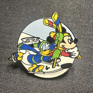 Disney Pin 39068 Global Lanyard Series 3 Sports Duos Mickey & Donald Hockey 2005 - Picture 1 of 2