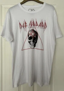 Camiseta Chaser × Def Leppard Calavera/Pirámide Blanca Manga Corta XL - Imagen 1 de 6