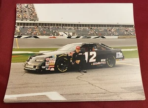 ARCHIVO FOTOGRÁFICO CHUCK BOWN 8x10 SIN FIRMAR CON LICENCIA NASCAR RACING DAYTONA - Imagen 1 de 1