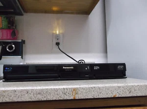 Refurbished Panasonic DMP-BDT100 Blu-Ray With 2D to 3D Conversion - Picture 1 of 6