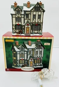 Lemax Caddington Village beleuchtetes Gebäude "The Old Hall" nicht mehr produziert #15627 getestet - Bild 1 von 9
