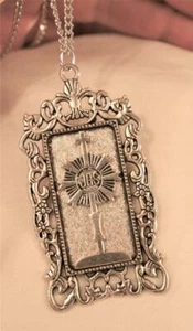 Swirl Rim Elongated Rectangle IHS Eucharistic Monstrance Silvertne Necklace - Picture 1 of 1