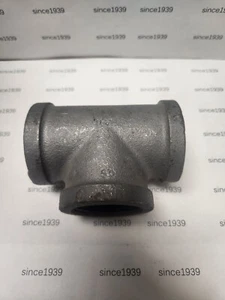 1-1/4" x 1-1/4" X 1-1/4" Galvanized Tee, Malleable - Picture 1 of 1