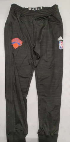 30406 Adidas KNICKS KYLE O'QUINN Game Used Authentic Warm Up Pants w/COA Cover