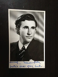 EREACH RILEY - BRITISH ACTOR - SIGNED B/W VINTAGE PHOTOGRAPH - Picture 1 of 1