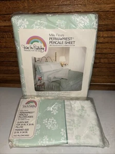 Diane Von Fursteberg Mille Fleurs Queen Size Fitted Sheet & Matching Pillowcases - Picture 1 of 4