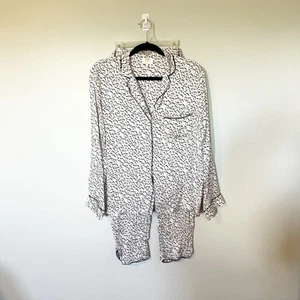 Yolke silk animal print pajama set women’s large  - Picture 1 of 12