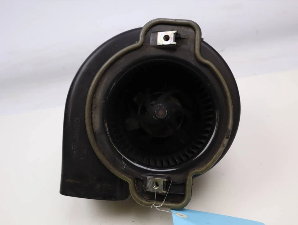 Ventilateur de chauffage occasion PEUGEOT 106 Phase 1 - 1.1i - - Photo 1/4