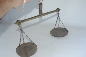 Vintage Style Brass Balance Hand Scale Gold or Spice Measuring Tool Collectible - Picture 1 of 6