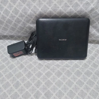 Sony DVP-FX750 Portable DVD Player Black (For Parts) - Image 1 of 4