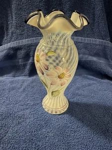 FENTON ART GLASS 2003 HEIRLOOM OPTICS COLLECTION GEORGE FENTON SIGNED VASE 9” - Picture 1 of 8