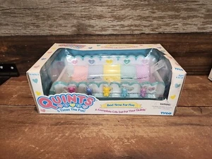NIB 1989 Vintage TYCO QUINTS DOLLS Bed Time for 5 Crib Set 1570-2 Play Toys - Picture 1 of 7