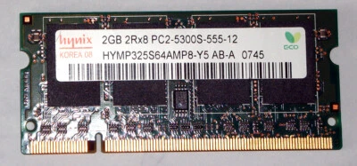 2 GB DDR2 RAM 200-pin SO-DIMM 2Rx8 PC2-5300S   'Hynix HYMP325S64AMP8-Y5 AB-A' - Photo 1/2