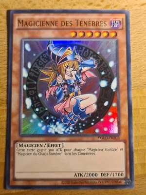 Dark Magician Girl (V.1 - Ultra Rare)●YUGIOH●YGLD●2015●FRENCH●NM #06364 - Image 1 of 2
