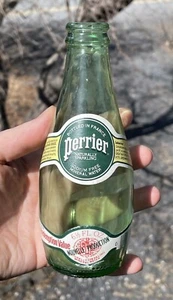 Vintage EMPTY Perrier Sparkling Mineral Water Glass Bottle 6 1/2 Oz Early 1980s - Imagen 1 de 8