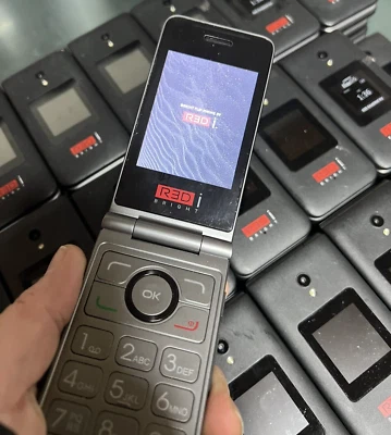 Atel R3Di 4G-LTE UNLOCKED BURNER Flip-Phone Prepaid T-Mobile Metro Qlink - Image 1 of 4