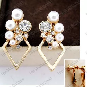 2.7cm long CLIP ON screw WHITE PEARL CRYSTAL EARRINGS gold fashion rhinestone - Picture 1 of 7