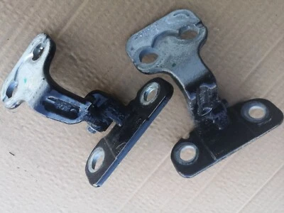 JAGUAR XJ PORTFOLIO 2012 X351 REAR DRIVER RIGHT SIDE DOOR HINGES BLACK PVS - Image 1 of 4