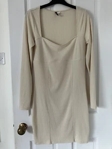 Gorgeous H&M DIVIDED Beige Stretch Ribbed Dress Size M - Picture 1 of 4