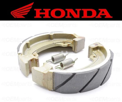 Set of (2) Honda Water Grooved REAR Brake Shoes and Springs #43120-GE8-003 - Image 1 of 4