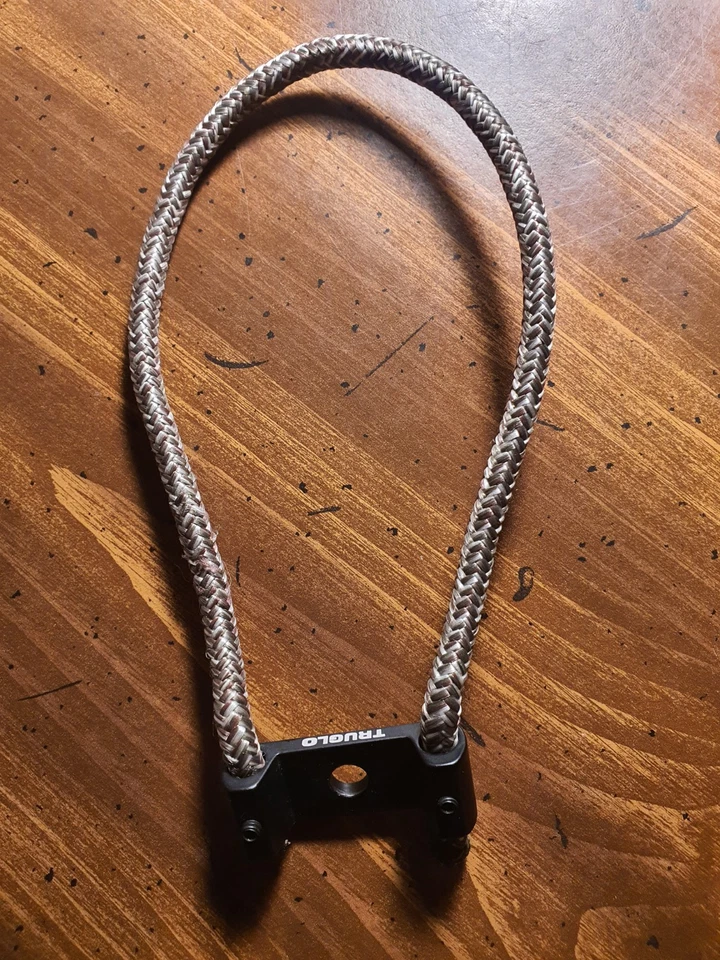 Truglo Centra Camo Wrist Sling - Image 1 of 1