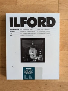 ILFORD MGIV RC De Luxe Pearl 8x10 in (20.3x25.4 cm) 100 Sheets, unopened pack - Picture 1 of 3