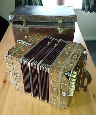 Acordeón Scheffler Map Haustein Concertina (23+28 = 51 botones) con estuche de transporte Foto 1 de 4