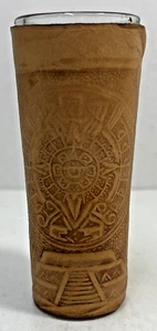 Hohes Schnapsglas mit Lederbezug - Bild 1 von 5