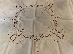 Battenburg Spitze Tischdecke Fleur de Lis Muster 59x54" Landhaus Vintage - Bild 1 von 7