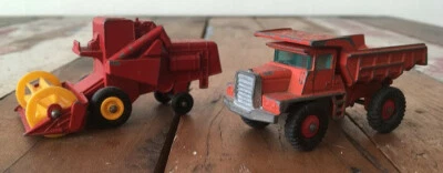 Lesney No. 28D  Dump Truck +Lesney No. 65 CLAAS Combine Harvester - Bild 1 von 4