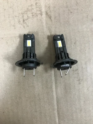 Philips Ultinon Access LED Car headlight Bulb H7 Ultra Compact Set of 2 - Image 1 of 3