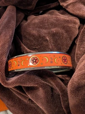 Brazalete Clásico Hermes Luna y Estrella Naranja Esmalte Vintage Luna y Estrella  Foto 1 de 4