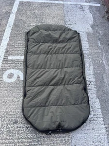 Benchmark Sleeping Bag - Picture 1 of 8