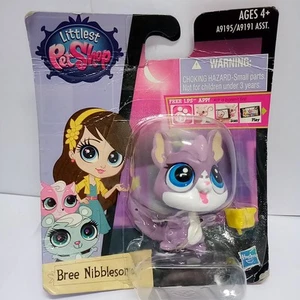 Littlest Pet Shop Bree Nibbleson LPS 3653 Chinchilla lila & weiß Wackelkopf - Bild 1 von 4