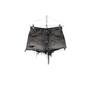 Levi's Gray Cut-Off Denim Shorts - Women's Size 28W - Picture 1 of 4