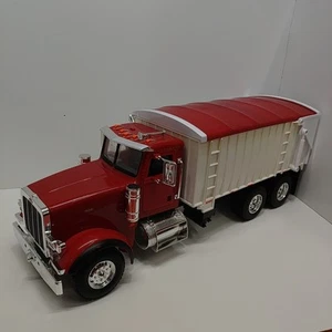 Ertl Big Farm Peterbilt 367 Truck With Grain Box 1/16th - Picture 1 of 11