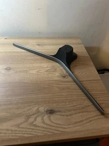 TV Basis Standfüße Universal TV Ständer Halterung Beine für die meisten 32”-65” LCD Bildschirm - Bild 1 von 5