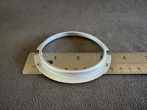 Grimes Aircraft Strobe Beacon (30-0437-100) Mounting Flange (Two Available) - Bild 1 von 23