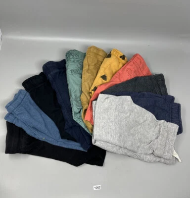 Lot of 11 Clothing(shorts) for Boys 1-3 years.OLD NAVY,CAT&JACK,Art Class,Logg - Image 1 of 4