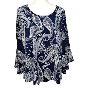 Top donna Fringe Benefits 1X blu e bianco paisley manica a campana con pizzo - Foto 1 di 11