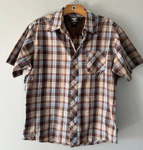 Men’s Split Button Up Short Sleeve Shirt Size Medium - Picture 1 of 4