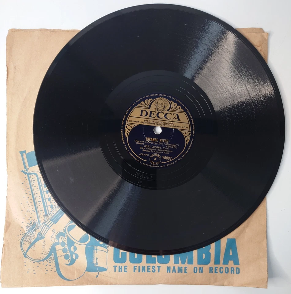 Bing Crosby 78 RPM Record - It's Easy to Remember / Swanee River Decca Y5007 NM! - Image 1 of 4
