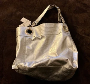 Splendida borsa Steve Madden in argento con portafoglio Steve Madden, nuova con etichette - Foto 1 di 5