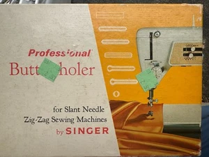 Singer Professional Buttonholer Slant Needle Zig-Zag Sewing Machines - Picture 1 of 3