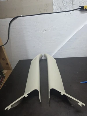 Крышка передней стойки правой и левой боковой панели Mini Cooper R55 R56 2007-2013 - Изображение 1 из 4